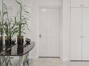 3340 NE 190th St 1101, Aventura FL 33180