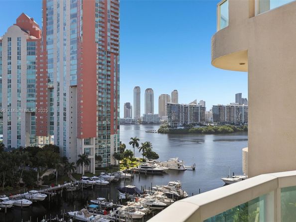 3340 NE 190th St 1101, Aventura FL 33180