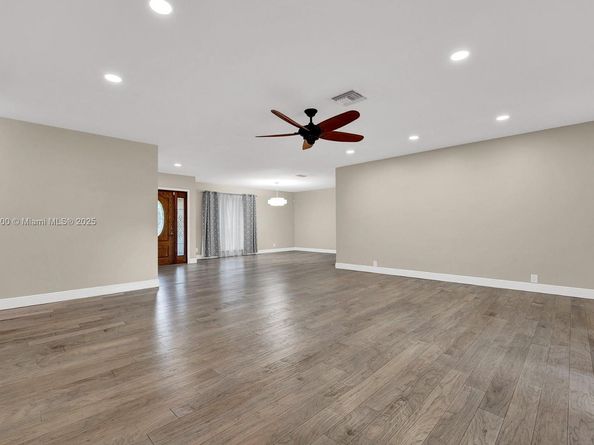 7491 SW 18th St, Plantation FL 33317