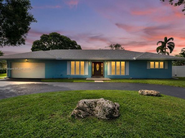 7491 SW 18th St, Plantation FL 33317
