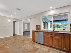 7491 SW 18th St, Plantation FL 33317
