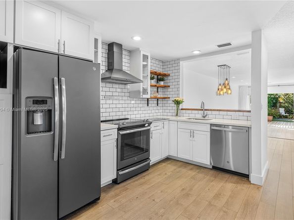 1616 NE 5th St., Fort Lauderdale FL 33301