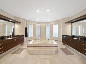 2458 Provence Ct, Weston FL 33327