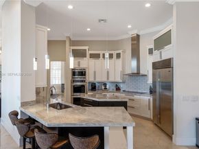 2458 Provence Ct, Weston FL 33327