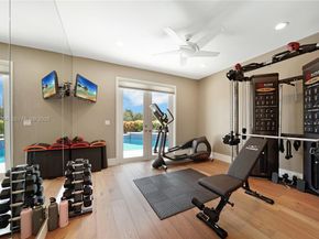 2458 Provence Ct, Weston FL 33327