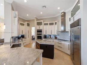 2458 Provence Ct, Weston FL 33327