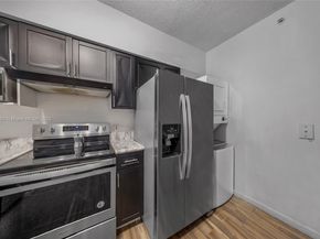 5091 NW 7th St 911, Miami FL 33126