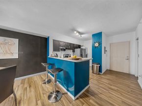5091 NW 7th St 911, Miami FL 33126