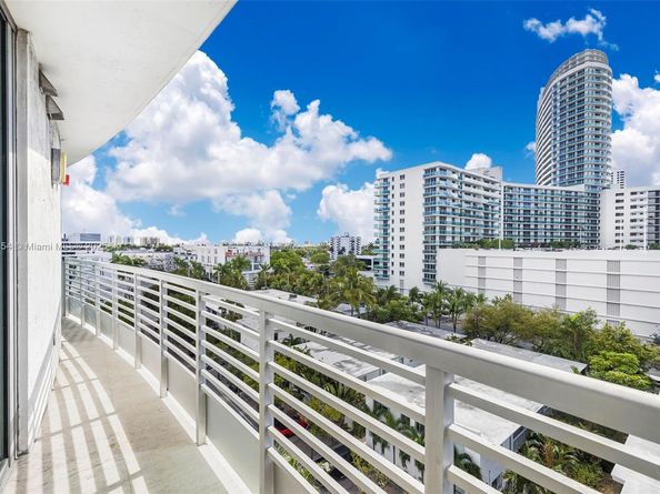 1445 16th St 703, Miami Beach FL 33139
