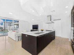 1445 16th St 703, Miami Beach FL 33139
