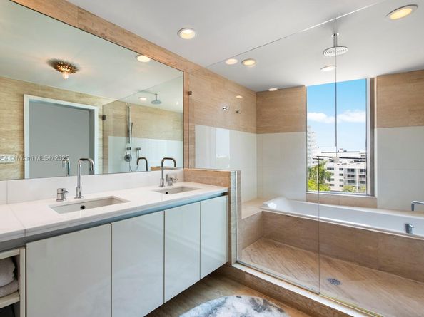 1445 16th St 703, Miami Beach FL 33139
