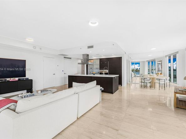 1445 16th St 703, Miami Beach FL 33139