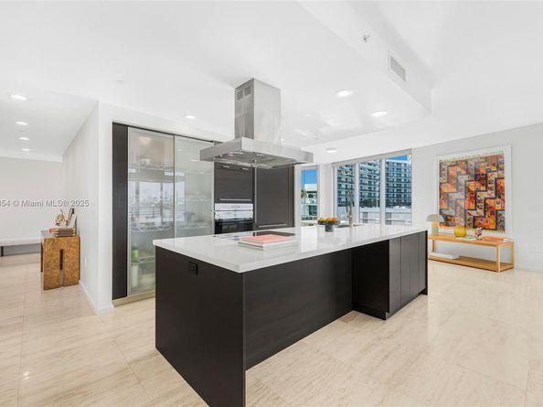 1445 16th St 703, Miami Beach FL 33139