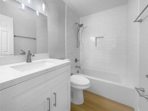 20450 NW 28th Ct, Miami Gardens FL 33056