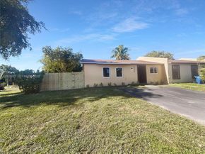 20450 NW 28th Ct, Miami Gardens FL 33056