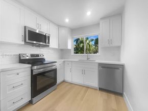 20450 NW 28th Ct, Miami Gardens FL 33056