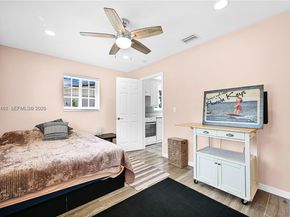 18400 NW 78th Ave, Hialeah FL 33015