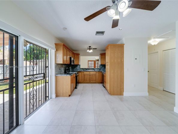 20029 SW 124th Ave, Miami FL 33177