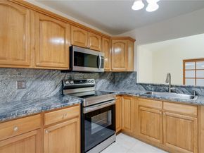 20029 SW 124th Ave, Miami FL 33177