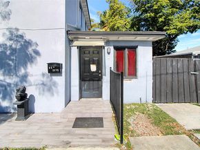 2275 NW 30th St, Miami FL 33142