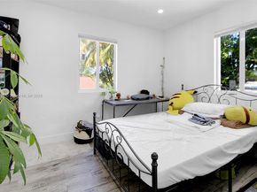 2275 NW 30th St, Miami FL 33142