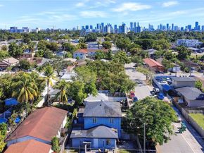 2275 NW 30th St, Miami FL 33142