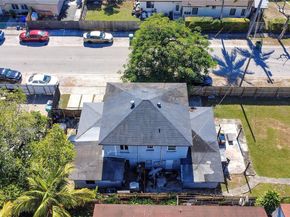 2275 NW 30th St, Miami FL 33142