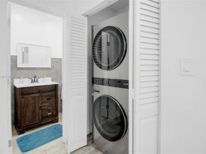 2275 NW 30th St, Miami FL 33142