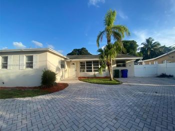 6750 NW 7th Ct