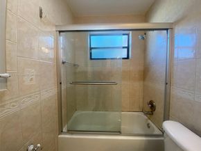 6750 NW 7th Ct, Margate FL 33063