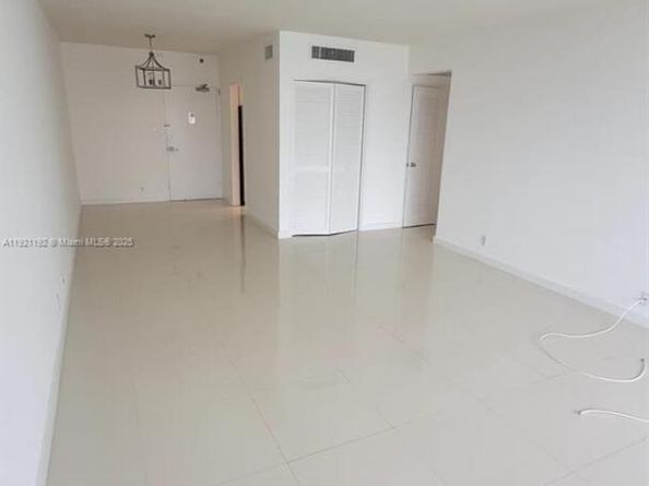 1200 West Ave PH18, Miami Beach FL 33139