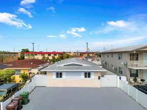 329 W 18th St, Hialeah FL 33010