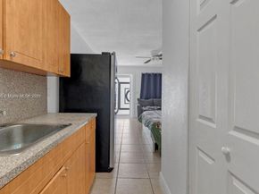 329 W 18th St, Hialeah FL 33010