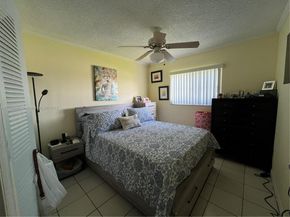 9520 SW 8th St 111, Miami FL 33174