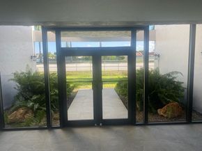 9520 SW 8th St 111, Miami FL 33174