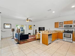 2540 SW 14th Ave 206, Fort Lauderdale FL 33315