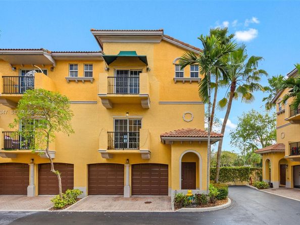 2540 SW 14th Ave 206, Fort Lauderdale FL 33315