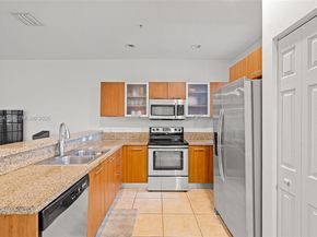 2540 SW 14th Ave 206, Fort Lauderdale FL 33315