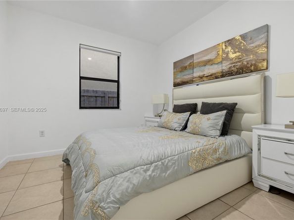 11725 SW 240th Ter, Homestead FL 33032