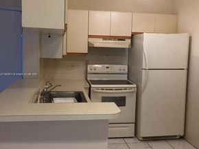 9719 Hammocks Blvd 208J, Miami FL 33196