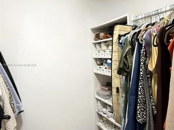 Undisclosed Address #A11886451, Miami FL 33185