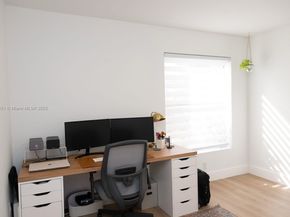 Undisclosed Address #A11886451, Miami FL 33185