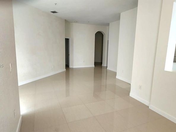 4341 SW 160th Ave 205, Miramar FL 33027