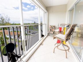330 SE 2nd St 405F, Hallandale Beach FL 33009