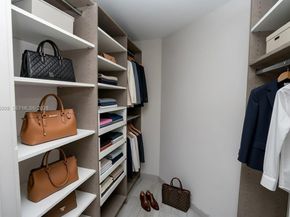 1010 SW 2nd Ave 1703, Miami FL 33130