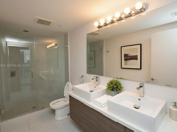 1010 SW 2nd Ave 1703, Miami FL 33130