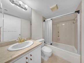 14873 Cumberland Dr 1040, Delray Beach FL 33446