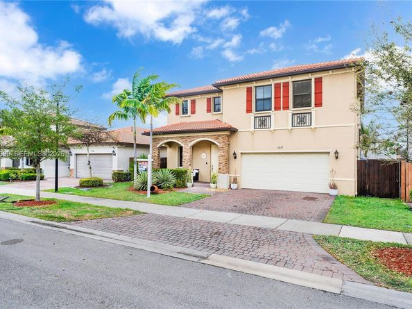 11827 SW 242nd Ter, Homestead FL 33032