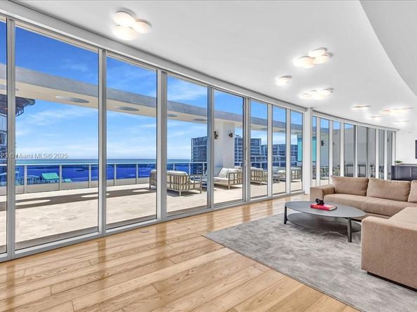 200 Biscayne Boulevard Way 5401, Miami FL 33131