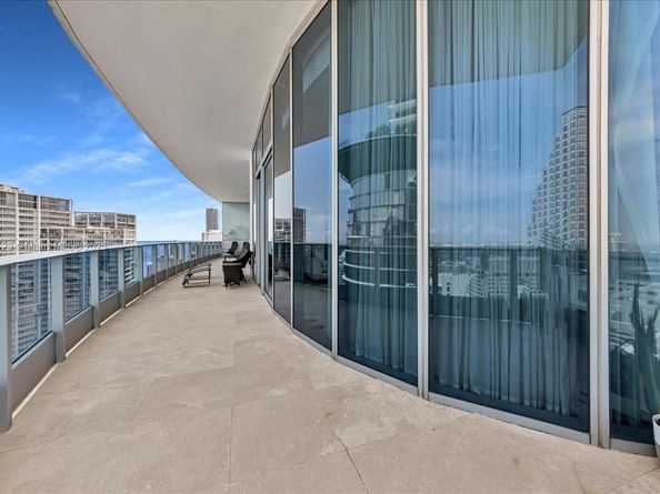 200 Biscayne Boulevard Way 5401, Miami FL 33131